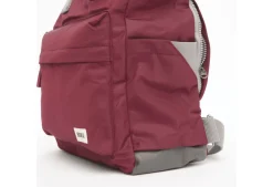 Roka Canfield B Small Sustainable Backpack< Backpacks