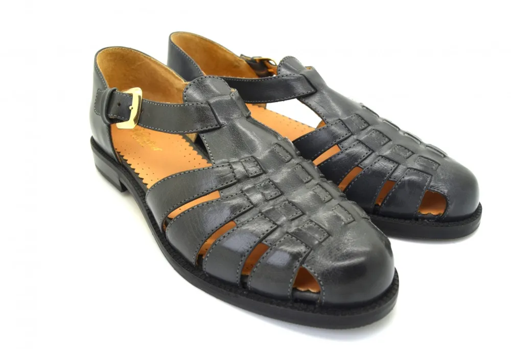 * Cayton<Women Sandals