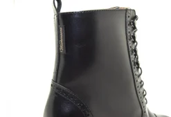* Helmsley<Women Boots