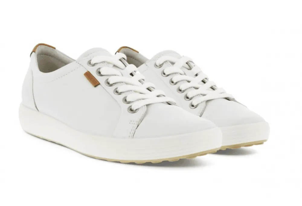 Ecco Soft 7 Lace Up<Women Comfort